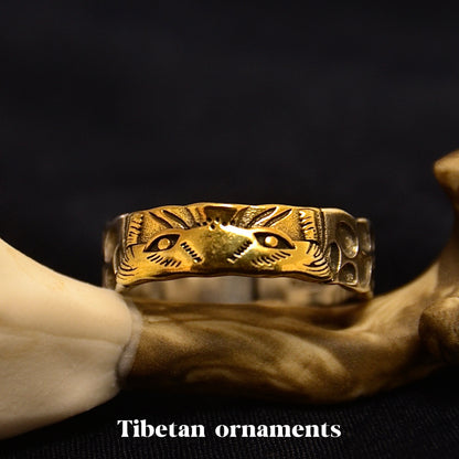 Tiger Ring